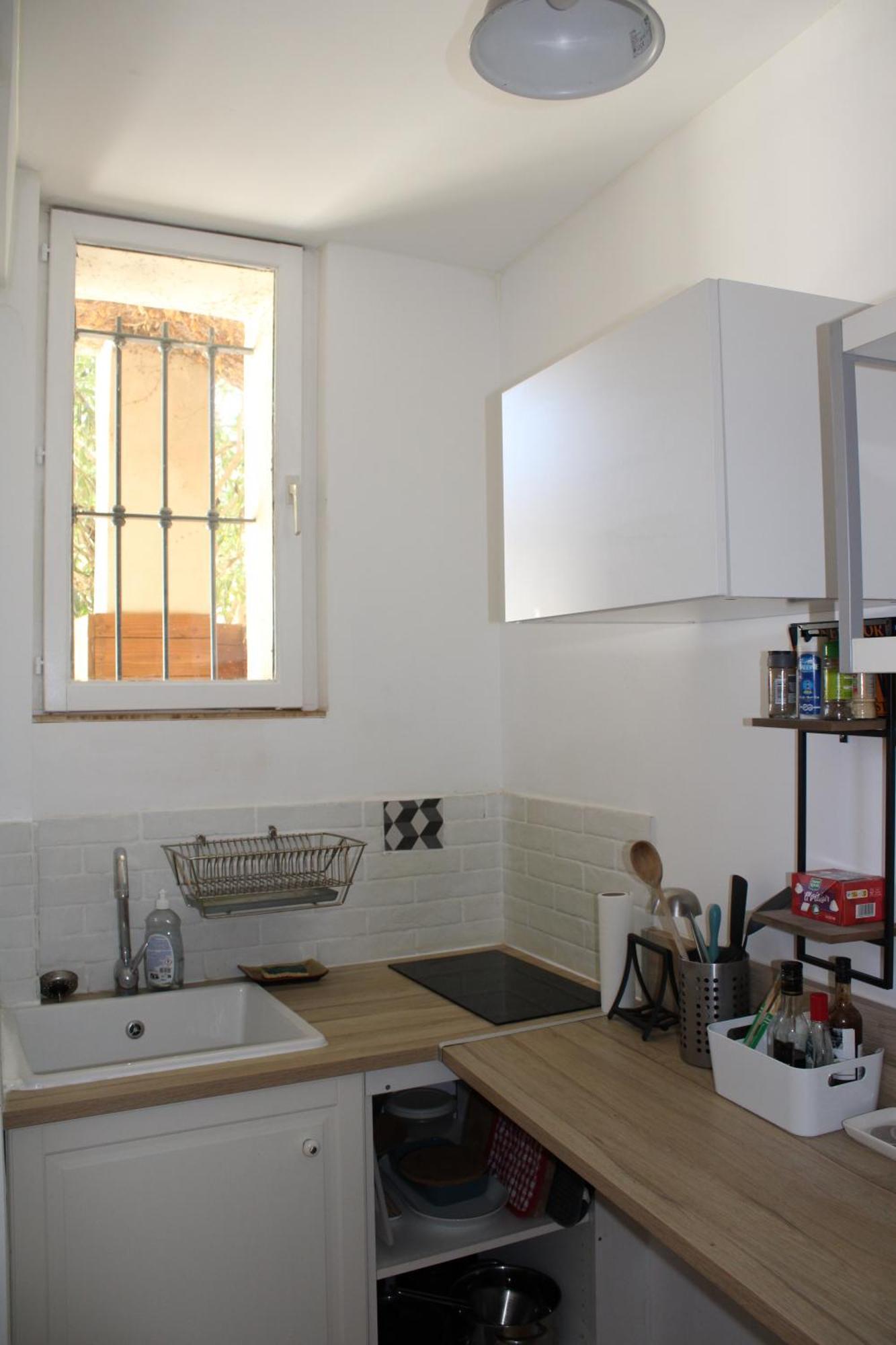 Agreable Appartement P2 Centre Ville Au Calme. Νιμ Εξωτερικό φωτογραφία
